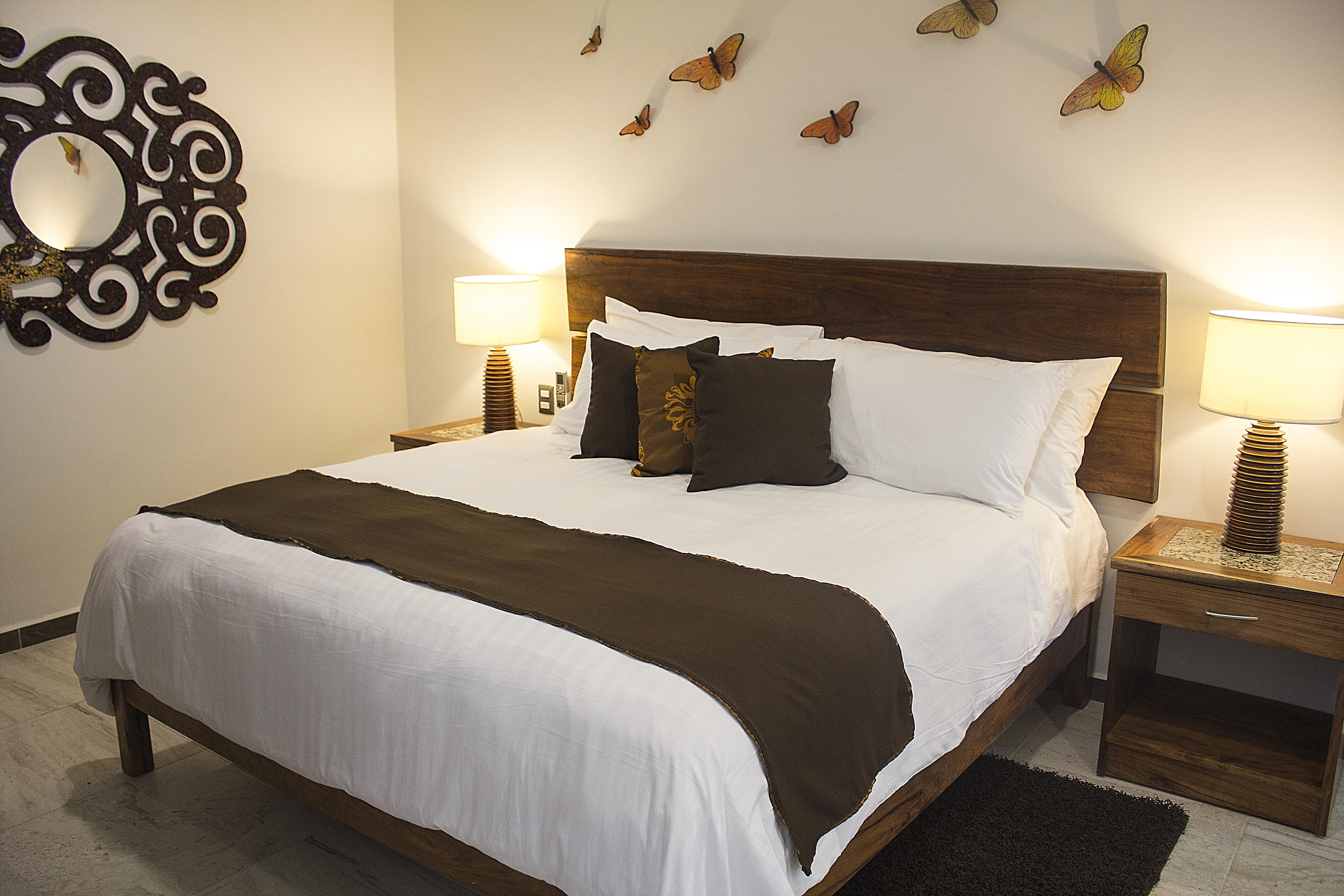 Casa Ticul Hotel Boutique - 5Th Ave (Adults Only) Playa del Carmen Dış mekan fotoğraf A bed with a bed runner