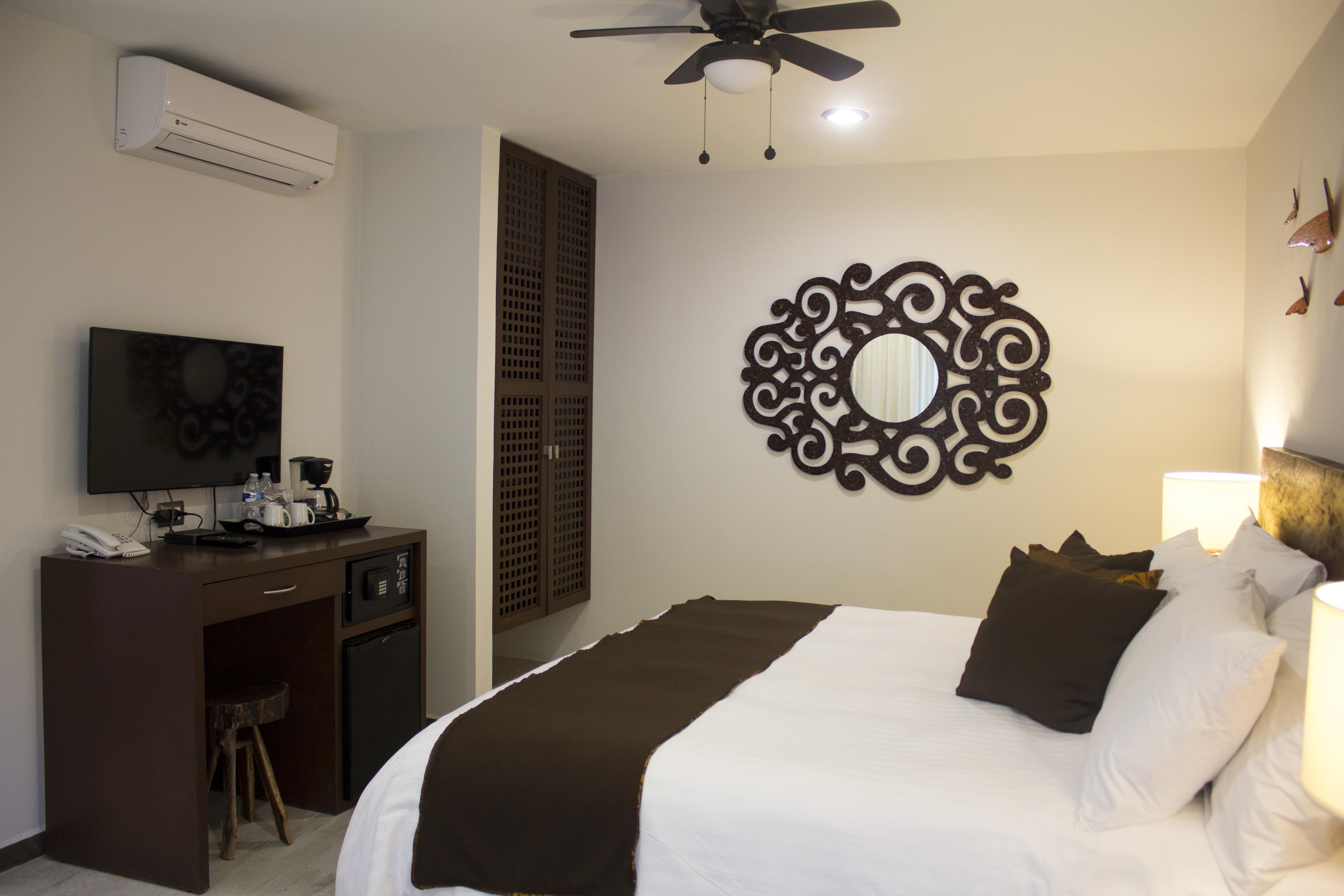 Casa Ticul Hotel Boutique - 5Th Ave (Adults Only) Playa del Carmen Dış mekan fotoğraf A room at the hotel