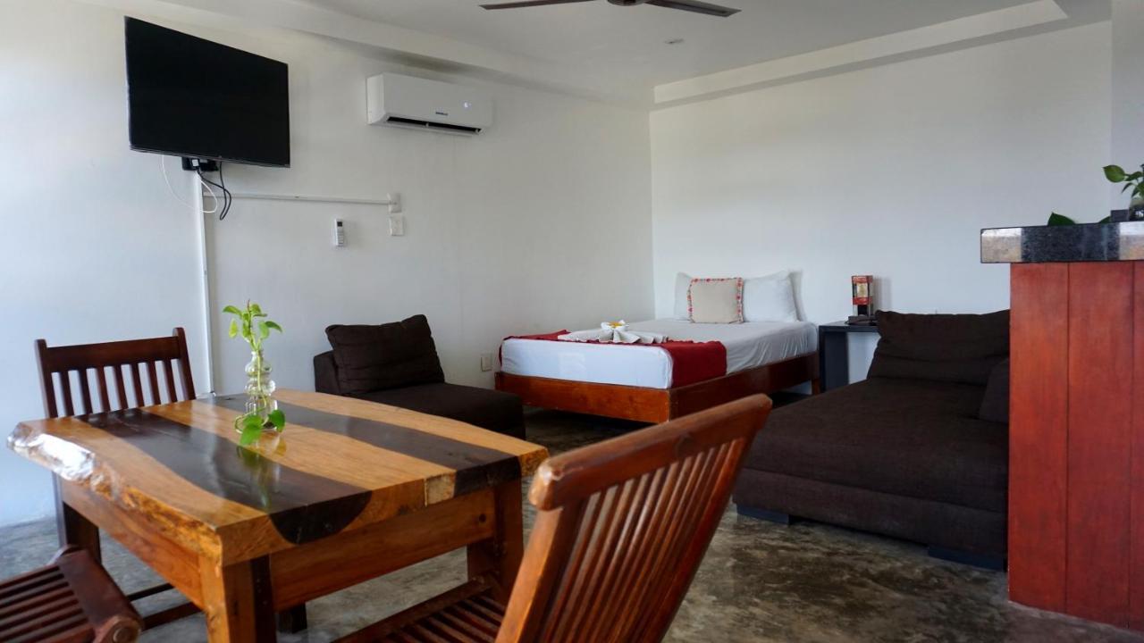 Casa Ticul Hotel Boutique - 5Th Ave (Adults Only) Playa del Carmen Dış mekan fotoğraf A room at the hotel