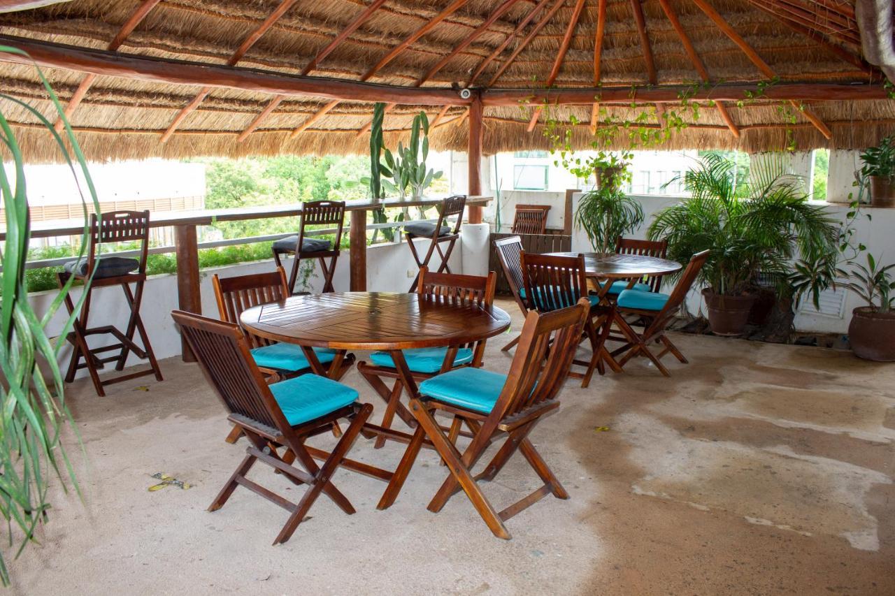 Casa Ticul Hotel Boutique - 5Th Ave (Adults Only) Playa del Carmen Dış mekan fotoğraf The restaurant at the hotel