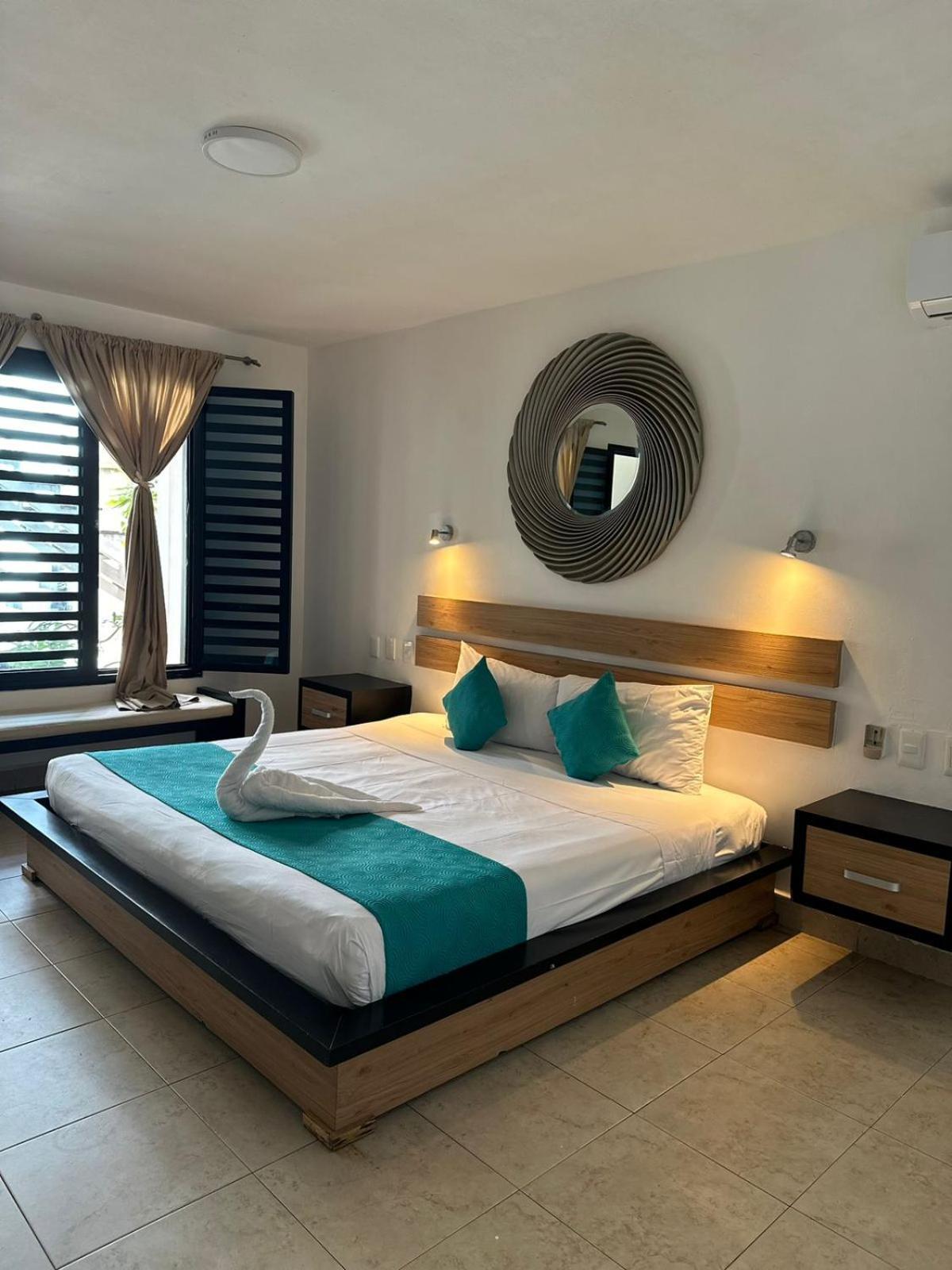 Casa Ticul Hotel Boutique - 5Th Ave (Adults Only) Playa del Carmen Dış mekan fotoğraf A bedroom at the hotel