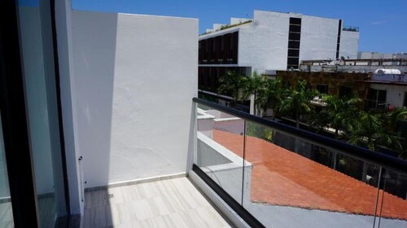 Casa Ticul Hotel Boutique - 5Th Ave (Adults Only) Playa del Carmen Dış mekan fotoğraf A glass balustrade