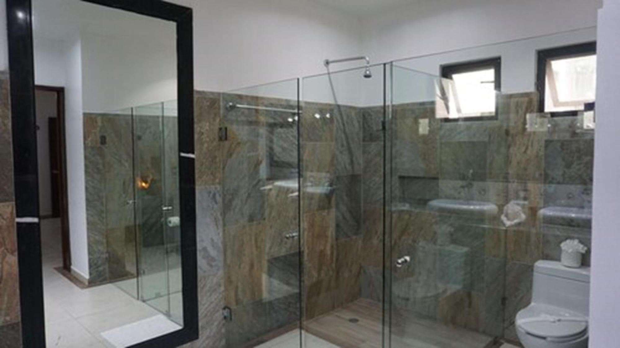 Casa Ticul Hotel Boutique - 5Th Ave (Adults Only) Playa del Carmen Dış mekan fotoğraf A shower enclosure